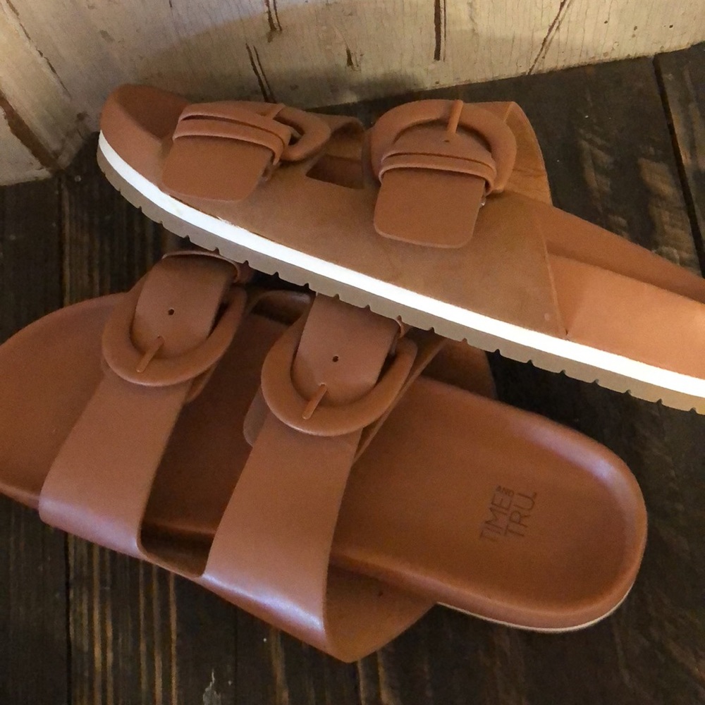 Time and Tru slip on sandal buckle cream brown taupe like new lot of 3 sโฆ - Picture 4 of 16
